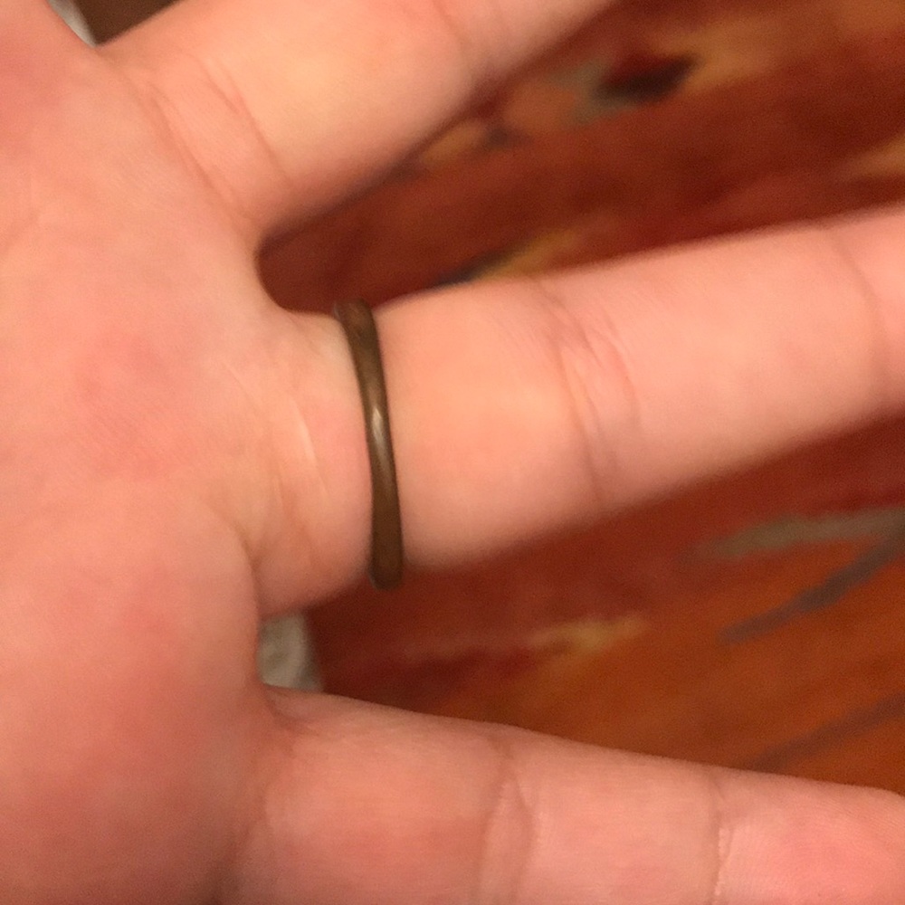 VINTAGE EMERALD RING - Picture 2 of 2
